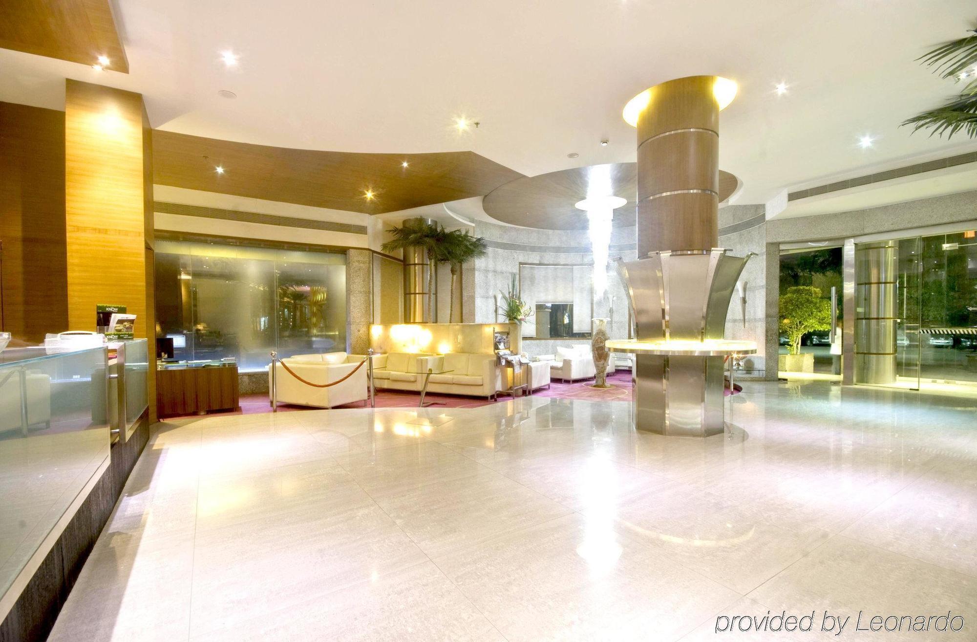 Hotel Peninsula Grand Mumbai Interior foto