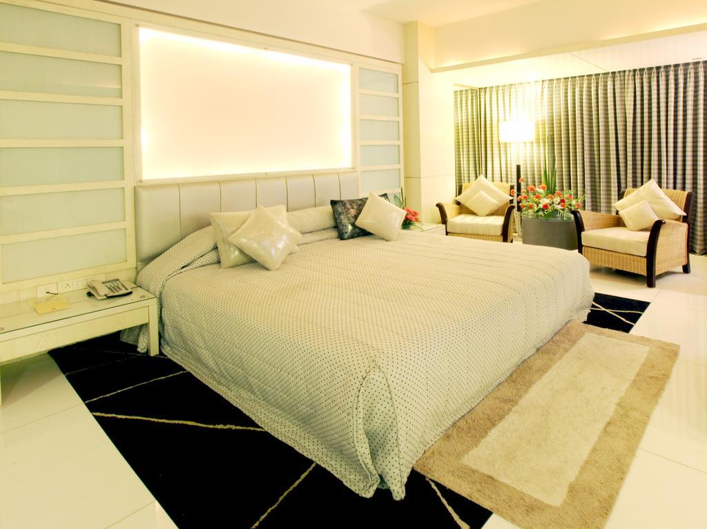 Hotel Peninsula Grand Mumbai Zimmer foto