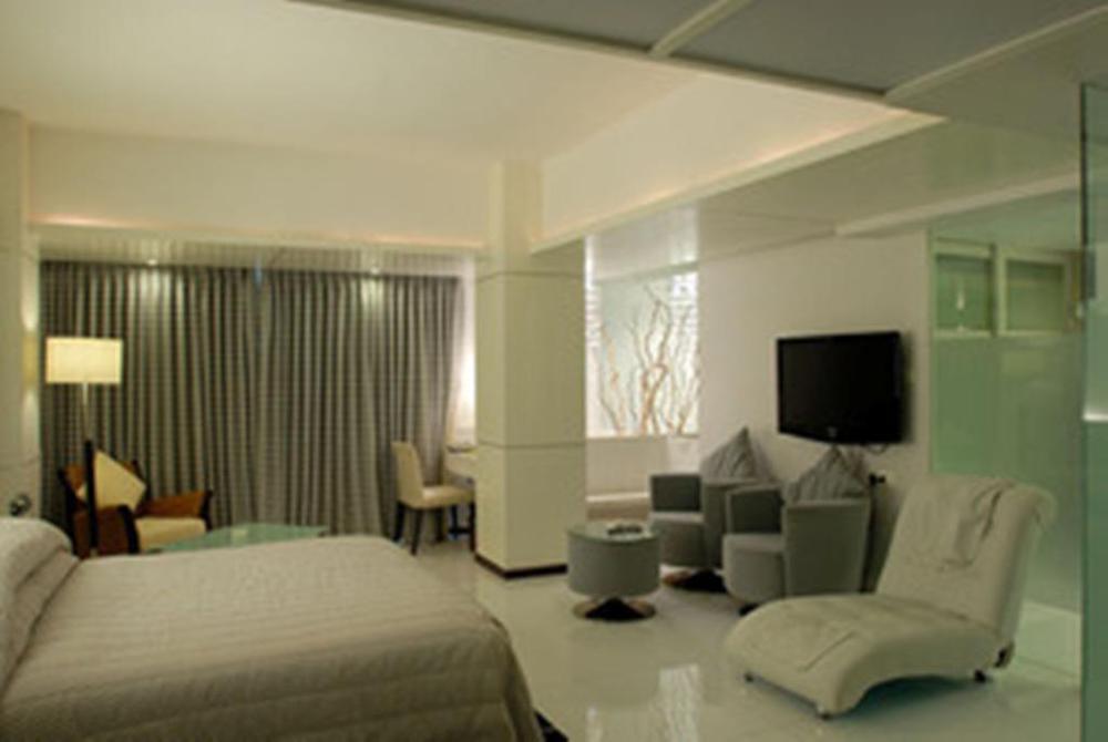 Hotel Peninsula Grand Mumbai Zimmer foto